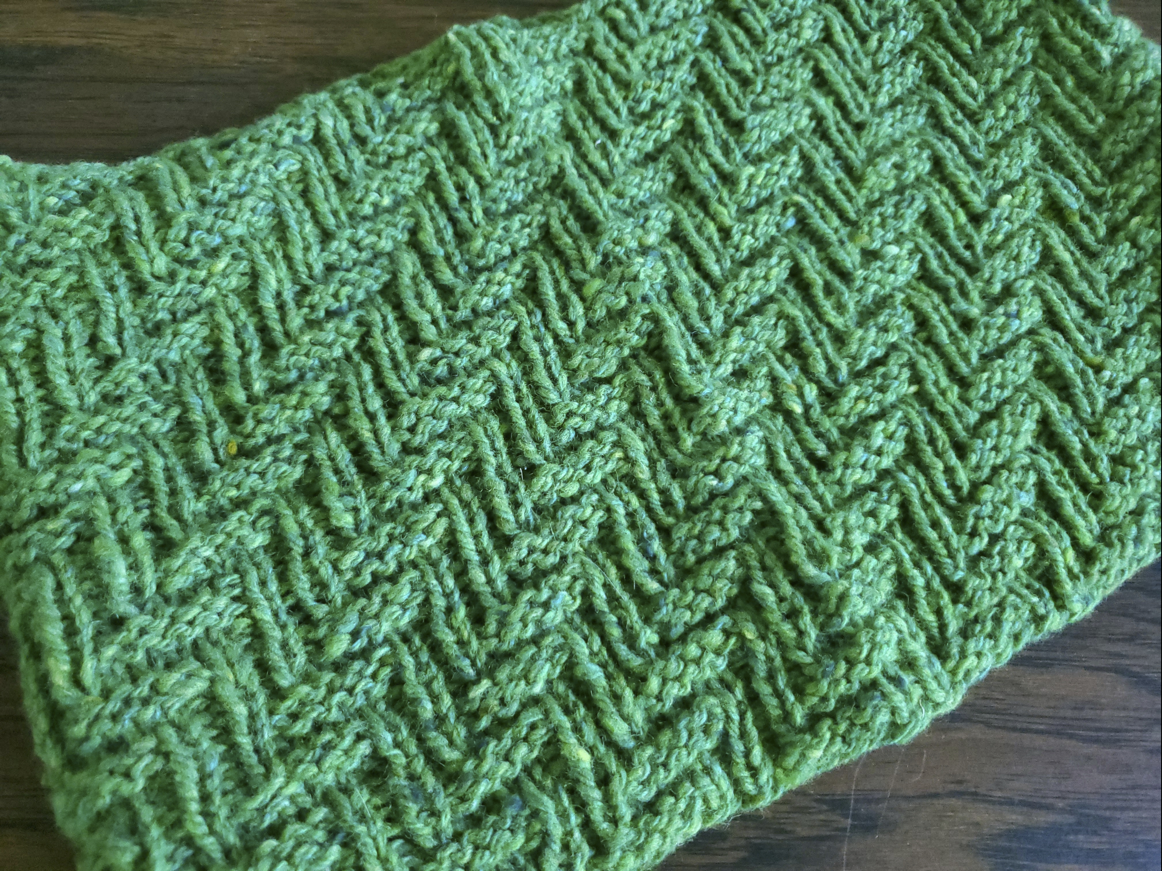 Maize Cowl Knitting Pattern